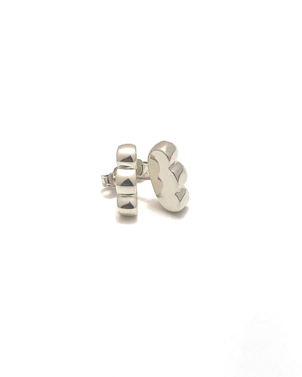 Scallop Post Earrings [sterling silver]