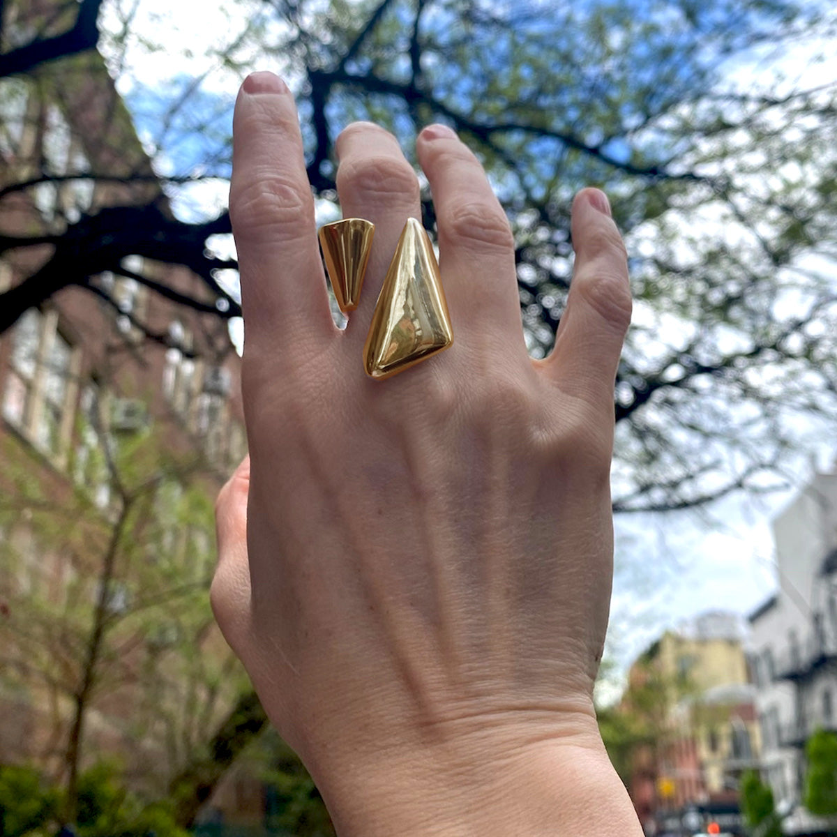 Port De Bras Ring [gold vermeil]